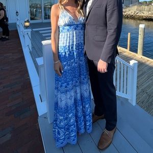 Alice + Olivia Karolina Dress Size 4